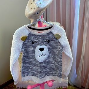 Girls sweater